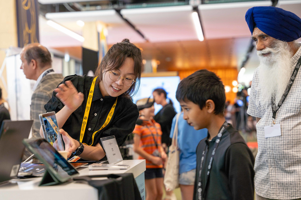 人工智能公益全球峰会上的科技展示。